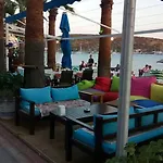 Deniz Hotel