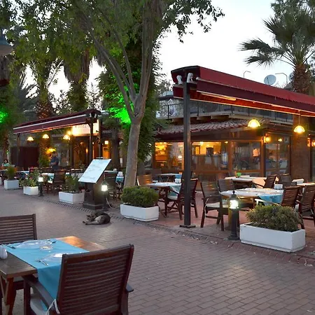 Deniz Otel 3*