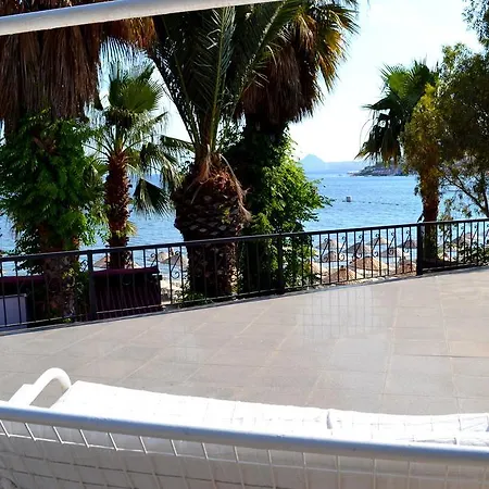 Otel Deniz 3*