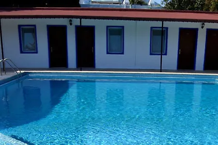 Deniz Otel 3*