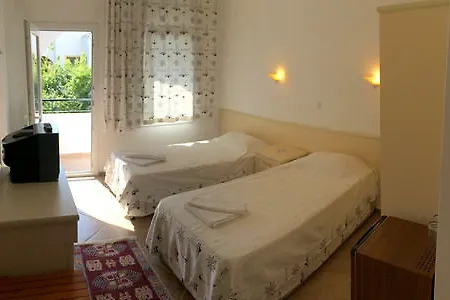 Deniz Hotel 3*